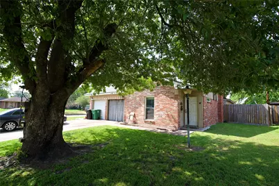 4430 Smooth Oak Lane, Houston, TX 77053 - Photo 3