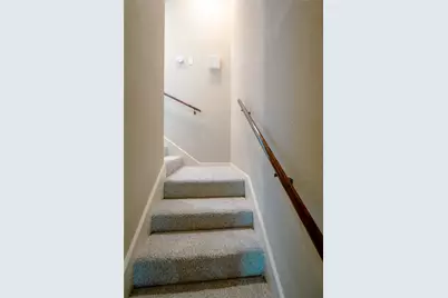 11711 Memorial Drive #367, Houston, TX 77024 - Photo 15