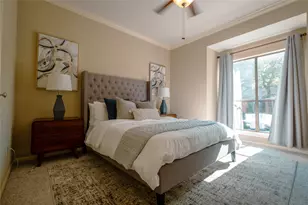 11711 Memorial Dr, Houston, TX 77024 - Photo 17