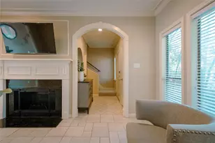 11711 Memorial Dr, Houston, TX 77024 - Photo 13