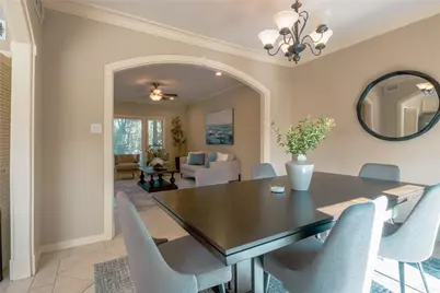 11711 Memorial Drive #367, Houston, TX 77024 - Photo 5