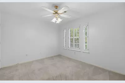 1321 El Camino Village Drive, Webster, TX 77058 - Photo 13