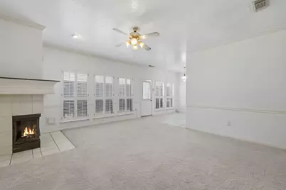 1321 El Camino Village Drive, Webster, TX 77058 - Photo 9