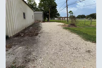 2243 County Road 130 #3, Pearland, TX 77581 - Photo 11