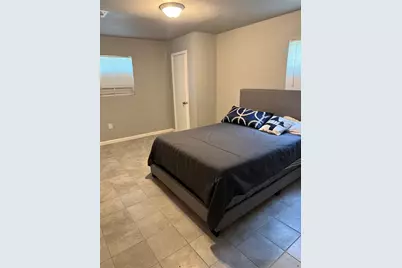 328 Garland Street, Beaumont, TX 77705 - Photo 13