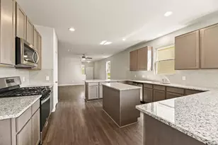 2923 August Mist Ct, Conroe, TX 77304 - Photo 7