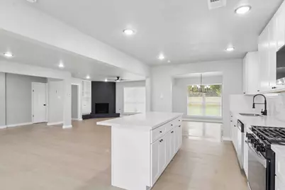 10423 Quiet Hill Road, La Porte, TX 77571 - Photo 5
