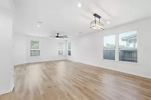 4527 Ashberry Pine Ln, Katy, TX 77449 - Photo 9