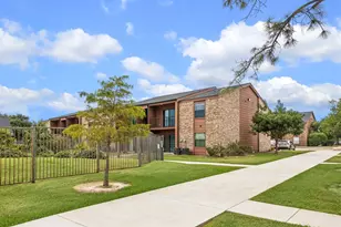 904 University Oaks Blvd, College Station, TX 77840 - Photo 1