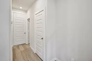 4208 Farm Holw St, Houston, TX 77080 - Photo 17