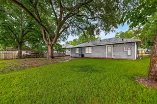 1115 Avenue E, Rosenberg, TX 77471 - Photo 33