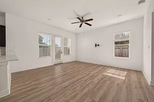 8821 Hollister Pine Ct, Houston, TX 77080 - Photo 11