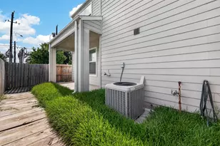 8821 Hollister Pine Ct, Houston, TX 77080 - Photo 43