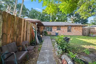 1302 San Jacinto Ave, Richmond, TX 77469 - Photo 11