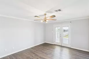 162 Sailfish Dr, Rockport, TX 78382 - Photo 7