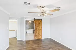 162 Sailfish Dr, Rockport, TX 78382 - Photo 9