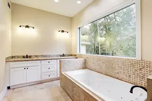 415 White Wing Ln, Houston, TX 77079 - Photo 15