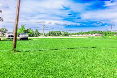 20230 Highway 6, Manvel, TX 77578 - Photo 1