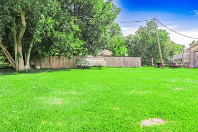 20230 Highway 6, Manvel, TX 77578 - Photo 9