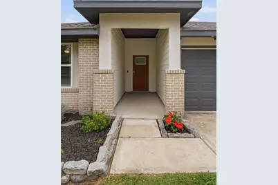 15145 Elizabeth Drive, Beaumont, TX 77705 - Photo 3