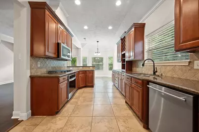 1743 Hill Top Lane, Kingwood, TX 77339 - Photo 13
