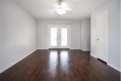 10010 Westview Drive, Houston, TX 77055 - Photo 19