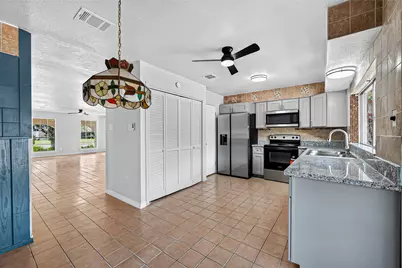 1119 Pinecroft Drive, Sugar Land, TX 77498 - Photo 19
