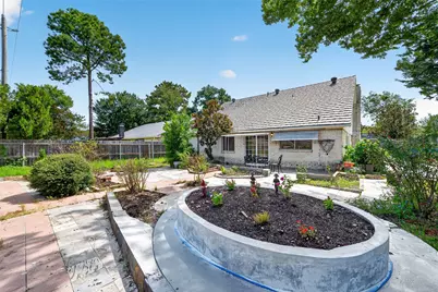 1119 Pinecroft Drive, Sugar Land, TX 77498 - Photo 43