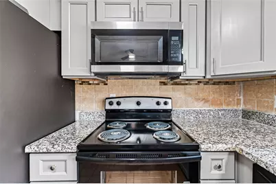 1119 Pinecroft Drive, Sugar Land, TX 77498 - Photo 25