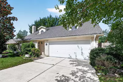 1119 Pinecroft Drive, Sugar Land, TX 77498 - Photo 3