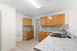 2923 Katy Briar Ln, Katy, TX 77449 - Photo 9