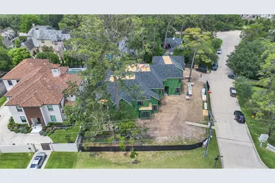 10314 Memorial Drive, Houston, TX 77024 - Photo 17