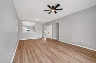 8347 Constellation Ln, Houston, TX 77075 - Photo 11