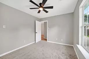 8347 Constellation Ln, Houston, TX 77075 - Photo 17
