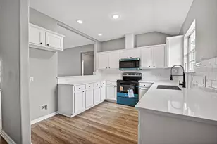 8347 Constellation Ln, Houston, TX 77075 - Photo 13