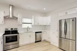 3515 Delhi St, Houston, TX 77022 - Photo 9