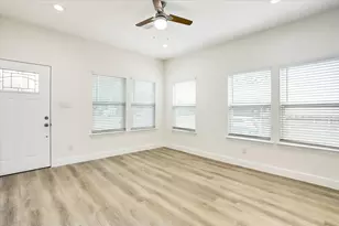 3515 Delhi St, Houston, TX 77022 - Photo 7