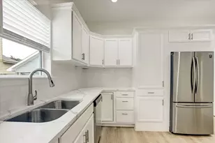 3515 Delhi St, Houston, TX 77022 - Photo 11