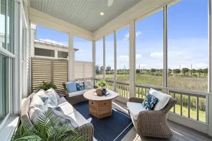 2622 E Seaside Dr, Galveston, TX 77550 - Photo 27