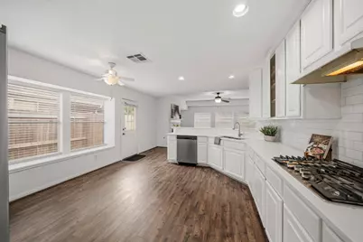 3610 Mission Valley Drive, Missouri City, TX 77459 - Photo 17