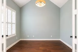 5118 Landon Ln, Baytown, TX 77523 - Photo 11