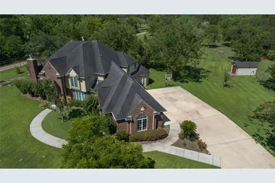 2750 County Road 48, Rosharon, TX 77583 - Photo 1