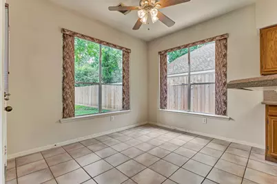 38 Tranquil Glade Place, The Woodlands, TX 77381 - Photo 15
