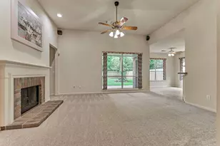 38 Tranquil Glade Pl, The Woodlands, TX 77381 - Photo 9