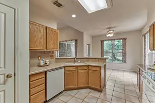 38 Tranquil Glade Pl, The Woodlands, TX 77381 - Photo 21