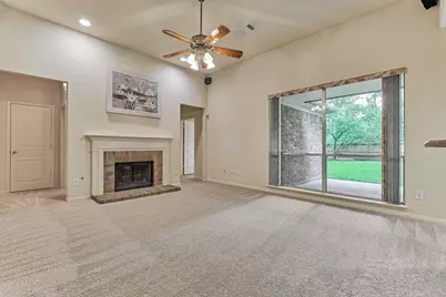 38 Tranquil Glade Place, The Woodlands, TX 77381 - Photo 13