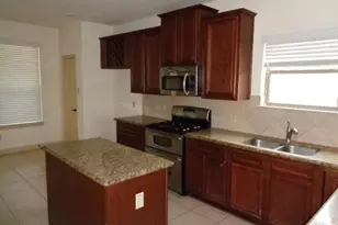 10205 Wood Fern Ct, Conroe, TX 77385 - Photo 3