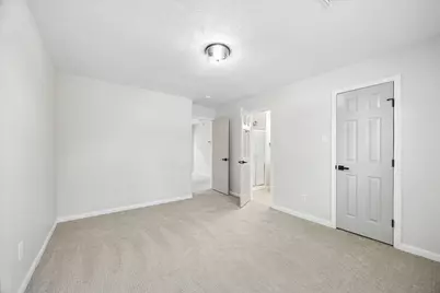 9127 Stoneleigh Drive, Sugar Land, TX 77479 - Photo 19