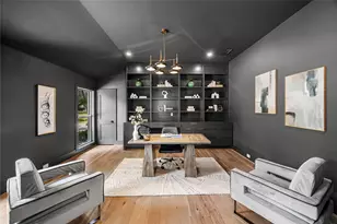 5642 Pine Forest Rd, Houston, TX 77056 - Photo 5