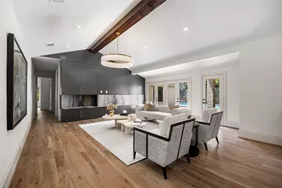 5642 Pine Forest Road, Houston, TX 77056 - Photo 9